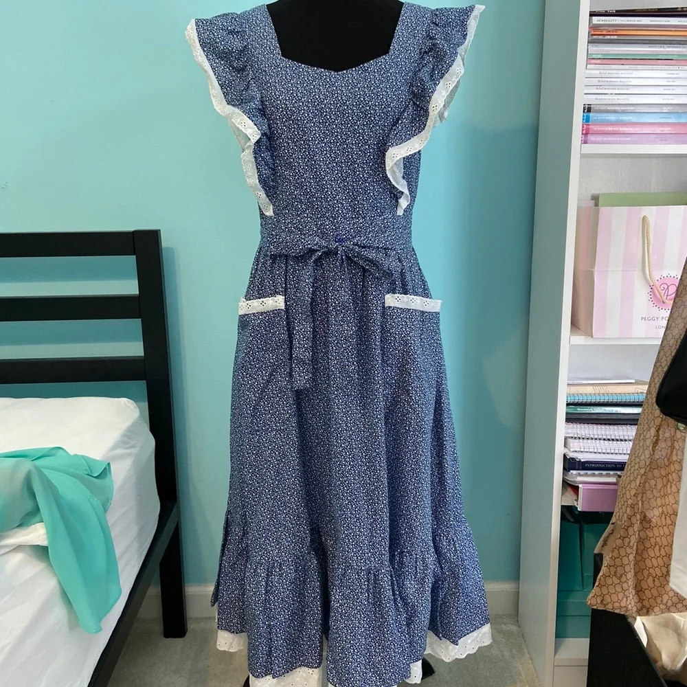 Vintage 1970s floral prairie dress pockets blue and white lace gunne sax style - Picture 3 of 6
